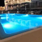 Edit Con Piscina Y Garaje En El Poseidon Apartament Puerto de Santiago (Tenerife)