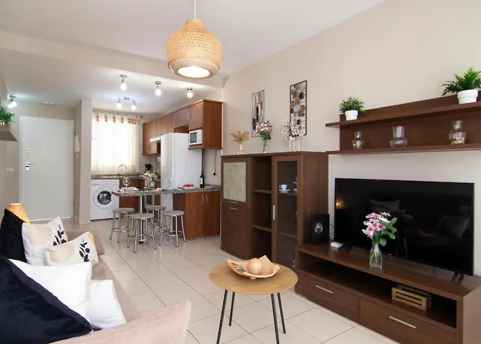 Apartamento Edit Con Piscina Y Garaje En El Poseidon Puerto de Santiago (Tenerife)